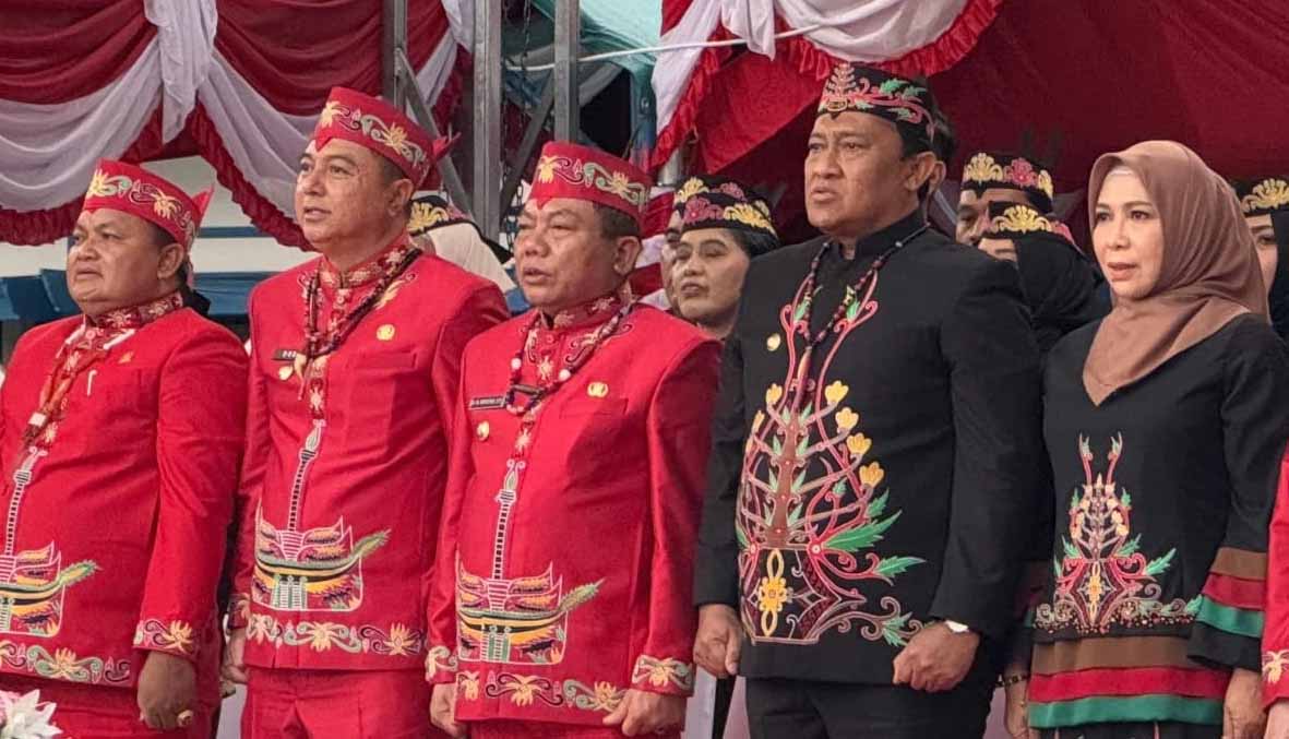 DPRD Kapuas Hadiri Upacara Hari Jadi Kota Kuala Kapuas ke 219 dan HUT Pemkab Kapuas ke 74