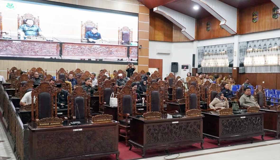 Waket II DPRD Kapuas Tegaskan Pansus Dibentuk untuk Pastikan Raperda Dikaji Secara Komprehensif