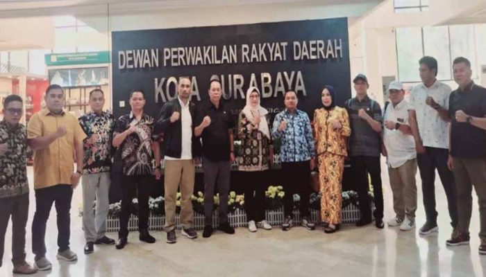 Konsultasi dan Koordinasi Pansus III DPRD Kabupaten Kapuas ke DPRD Kota Surabaya