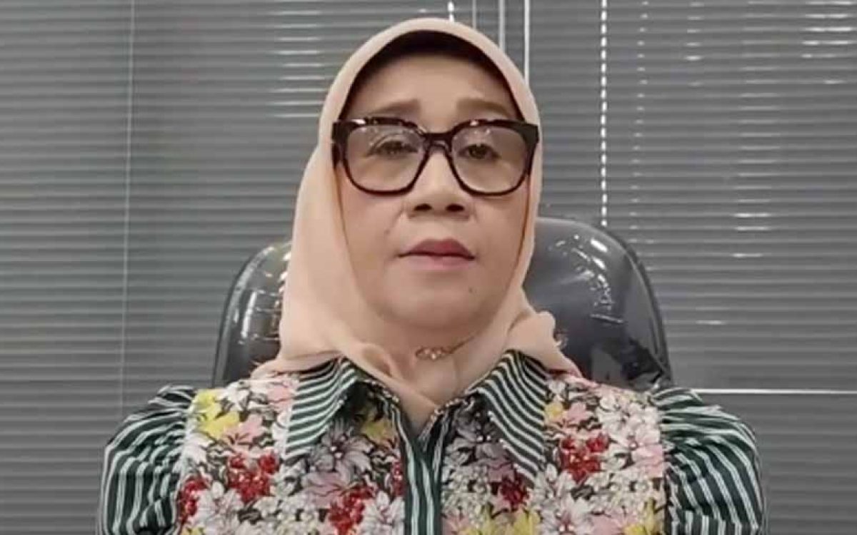 Ketua Komisi II DPRD Kalteng Hj. Siti Nafsiah 