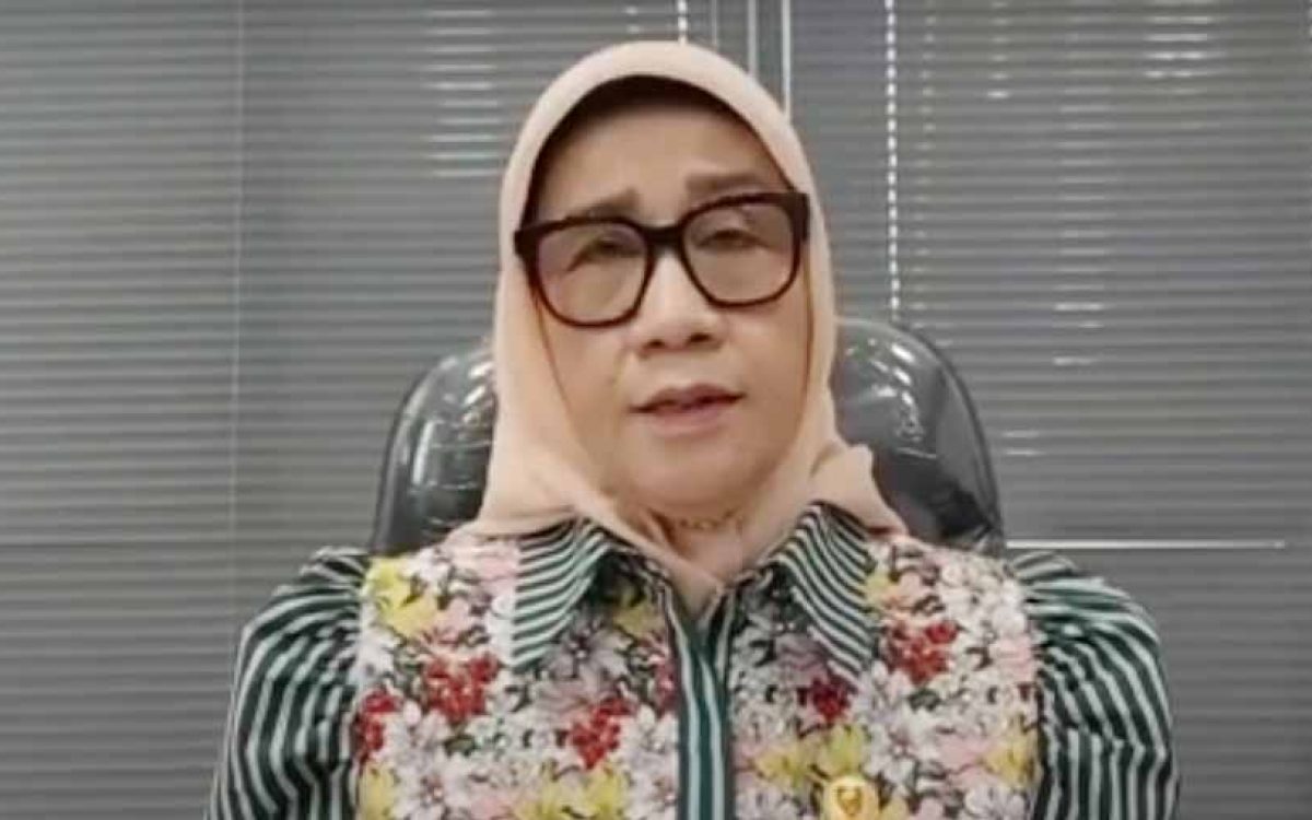 Ketua Komisi II DPRD Kalteng Hj. Siti Nafsiah