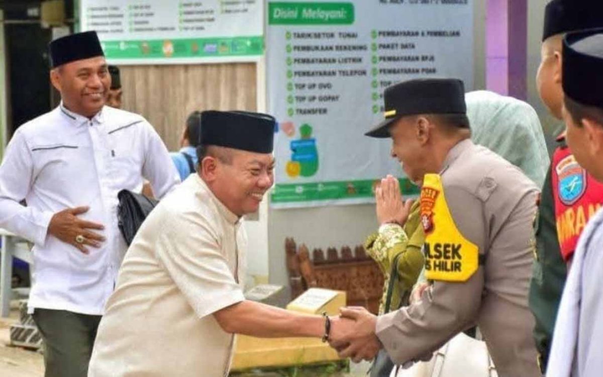 Anggota DPRD Saferaniansyah Dampingi Bupati Kapuas Hadiri Safari Ramadan di Desa Saka Batur