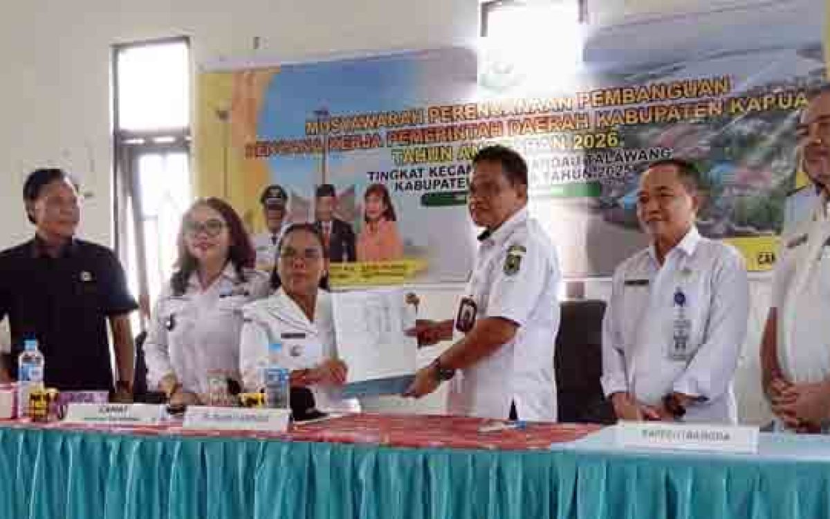 Anggota DPRD Kabupaten Kapuas Syarkawi H Sibu menghadiri Musrenbang RKPD 2026 di Kecamatan Mandau Talawang, Senin (17/2/2025). Foto : Ist