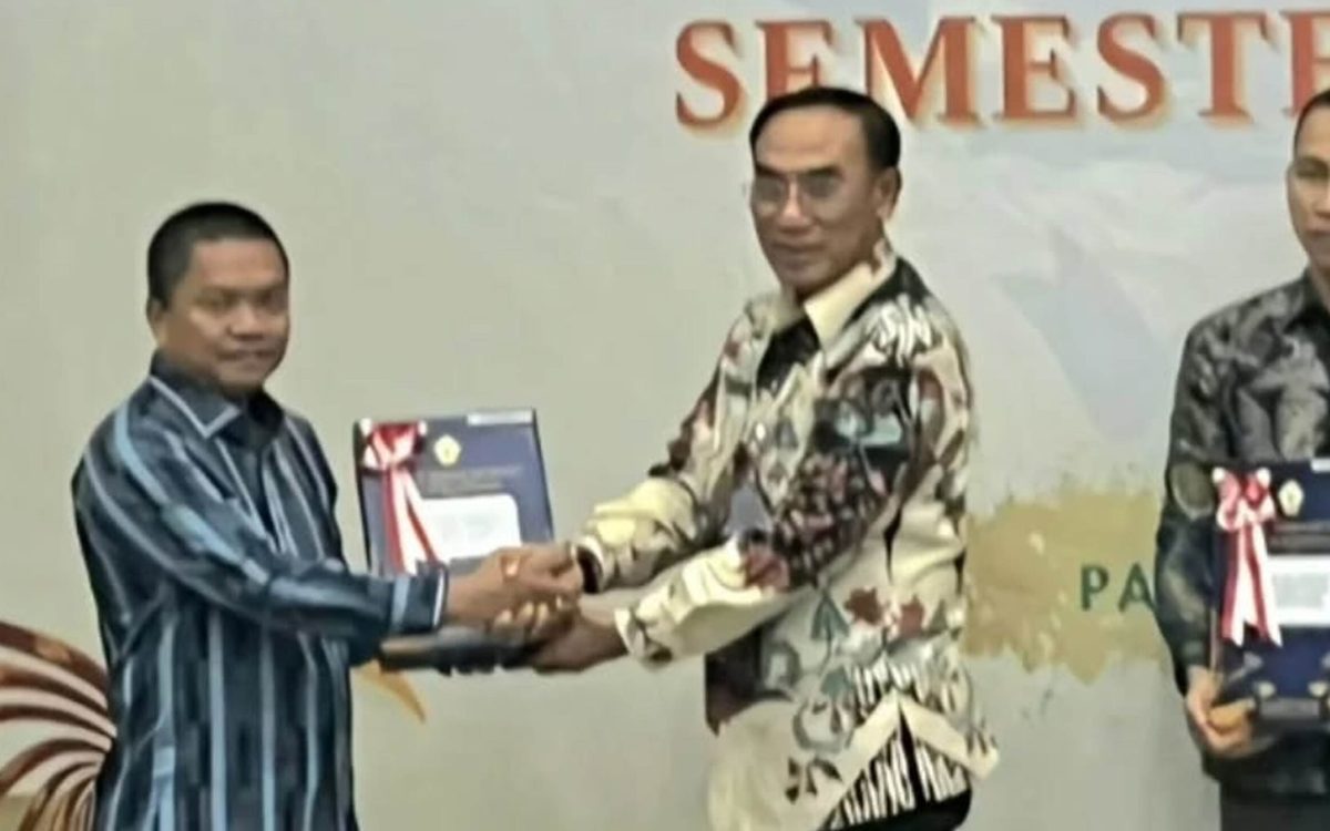 Dewan Kapuas Terima LHP Kinerja dan Kepatuhan Semester II Tahun 2024