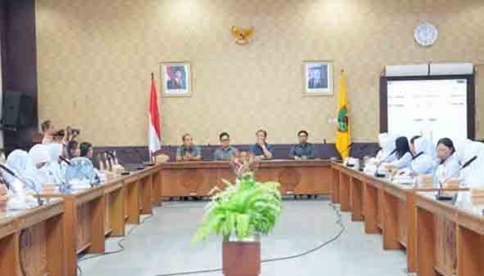 Komisi III DPRD Kalteng Sambut Baik Kuliah Lapangan Mahasiswa UMPR