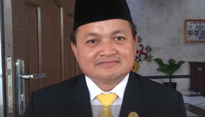Tindaklanjuti Banyaknya Keluhan Masyarakat, Ketua DPRD Kapuas Minta Pemkab Awasi Harga Elpiji 3 Kg
