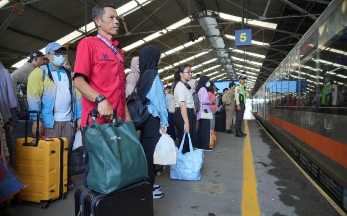 Utamakan Keselamatan dan Kenyamanan, KAI Daop 2 Bandung Himbau Pelanggan untuk Membawa Barang Bawaan Secukupnya Saja